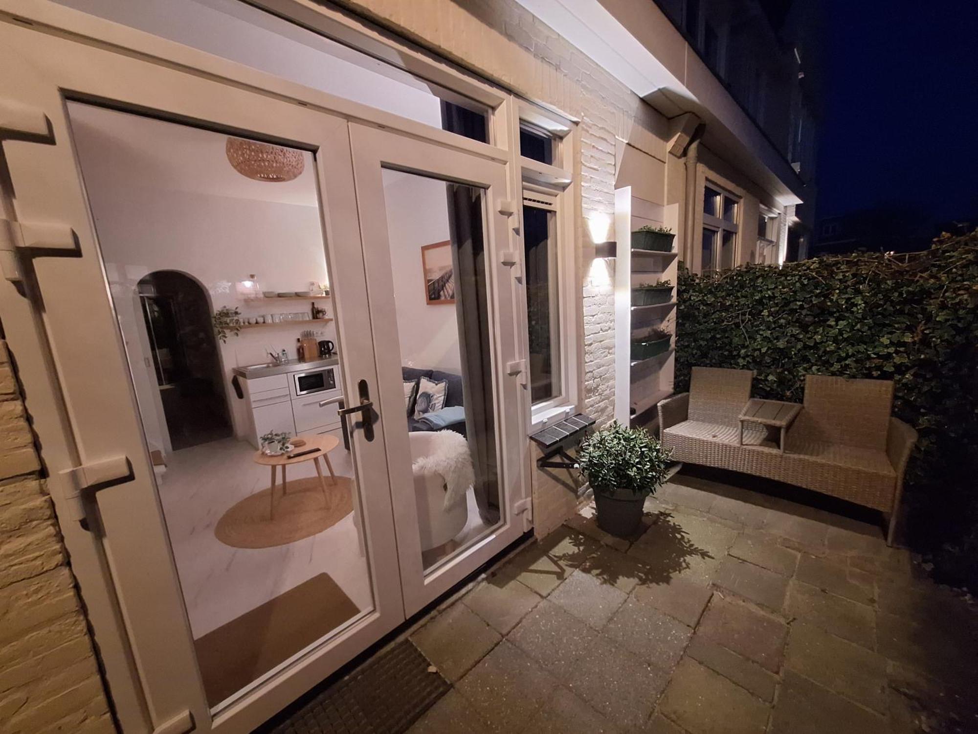 Huisje Louis Zandvoort Buitenkant foto